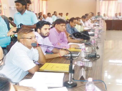 warned officers not to make delay in planning