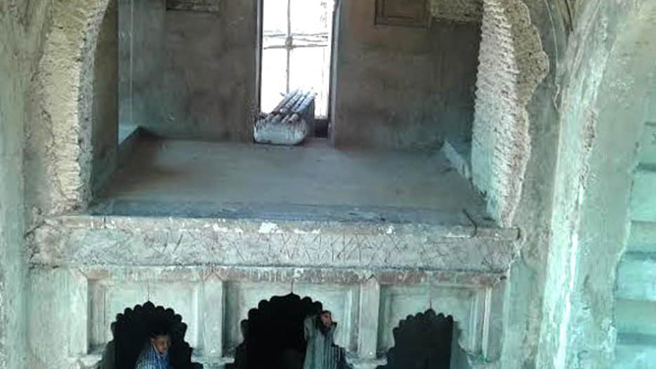 mysterious tunnel of fatehpur khajuha