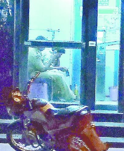 At the ATM booth, it is time not to patrol