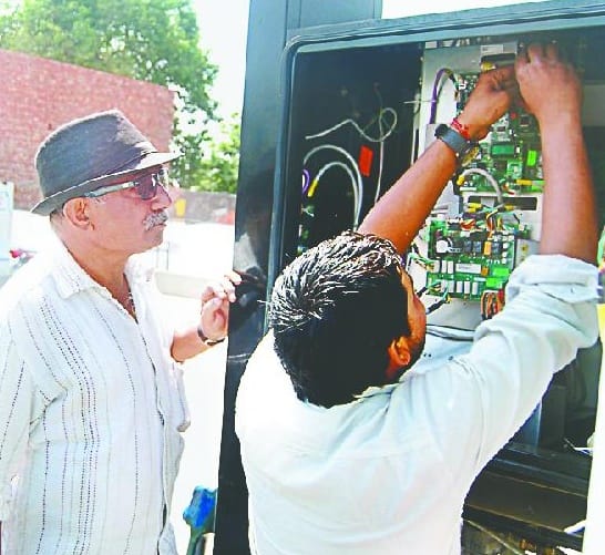 Raiding petrol pumps, stirring