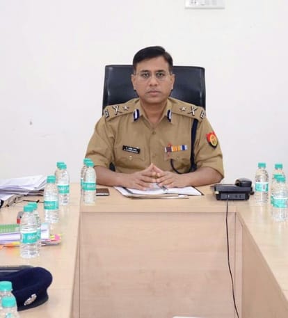 ig zone a satish ganesh called police officers enacting victim