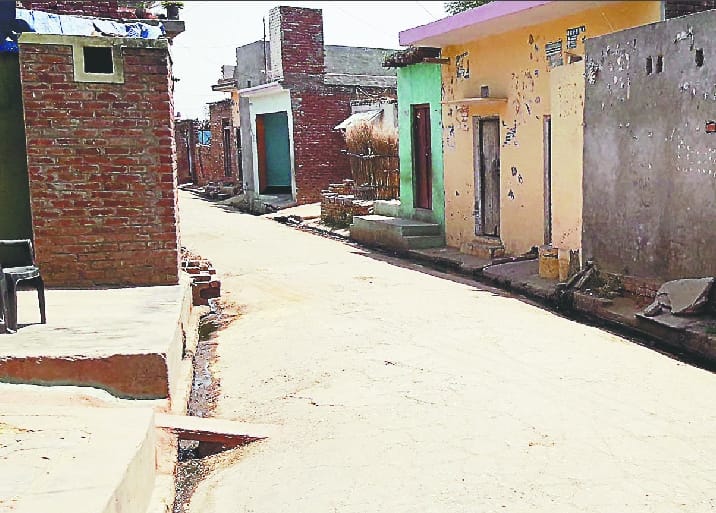 Tension in Shabbirpur village, people in panic