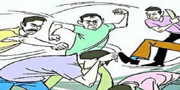 two persons fight in gajner