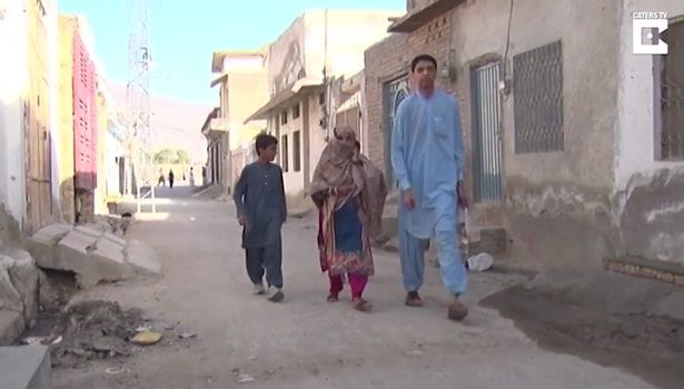 6ft 6in tall forced to quit school
