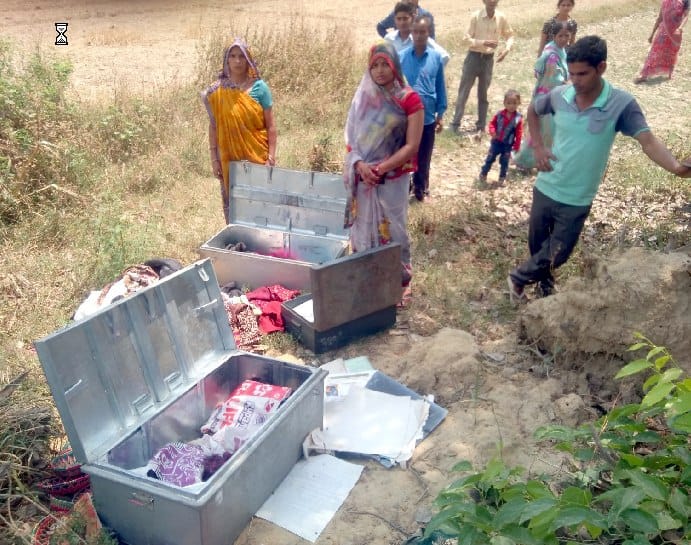 Theft of lakhs from the former head of Kaura forest