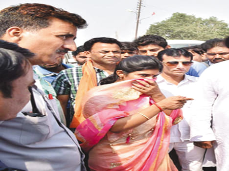 Mantri to see dirt in Mandi campus