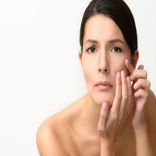 If you want to get rid of the blackheads then these methods at home