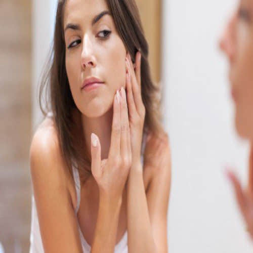If you want to get rid of the blackheads then these methods at home