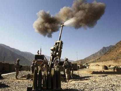 bofors guns deployed at loc
