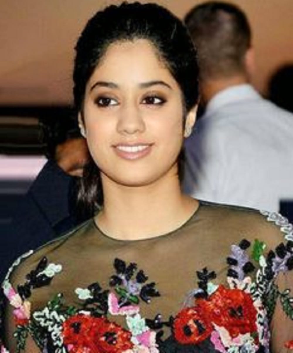 Sridevi’s daughter Jhanvi Kapoor shares her adorable pics in manish malhotra's lengha