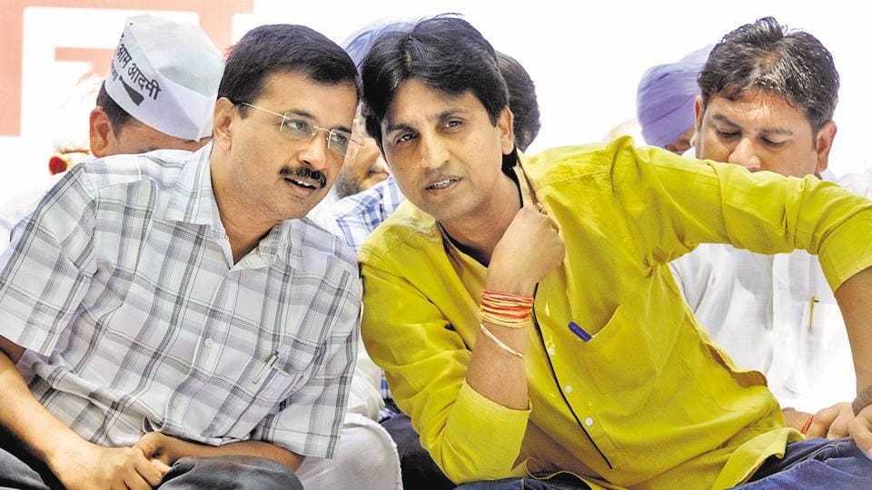 kejriwal removed kapil mishra from post of minister in AAP cabinet
