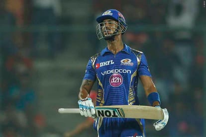 IPL 2017: Lasith Malinga became first bowler to reach 150 IPL wickets