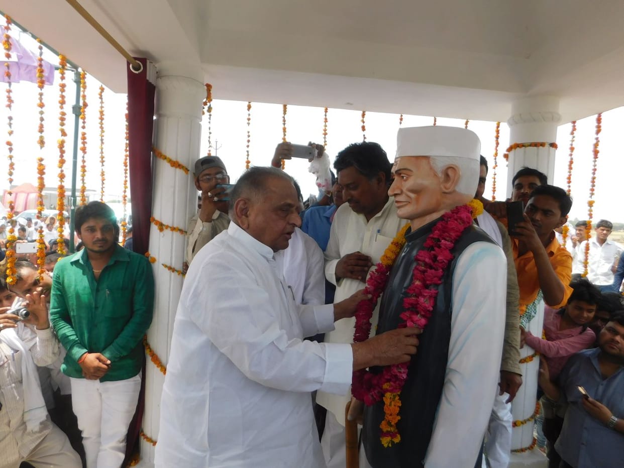 mahilaen pran karen, nahin karengee ghoonghat