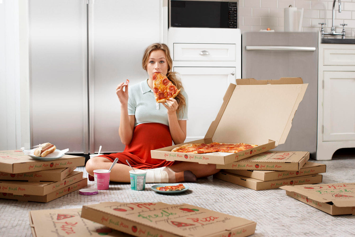 women claim to have gone into labour after eating pizza in newyork
