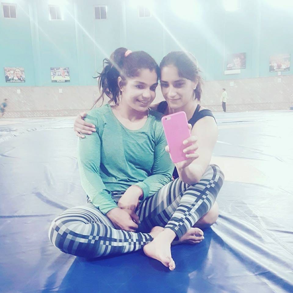 glamorous Olympian sakshi malik after marriage