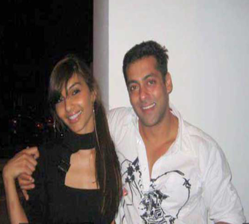 When Sangeeta Bijlani broke up with Salman on seeing him with Somy Ali