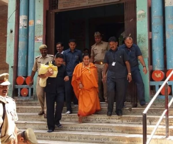  Uma Bharti in ayodhya.