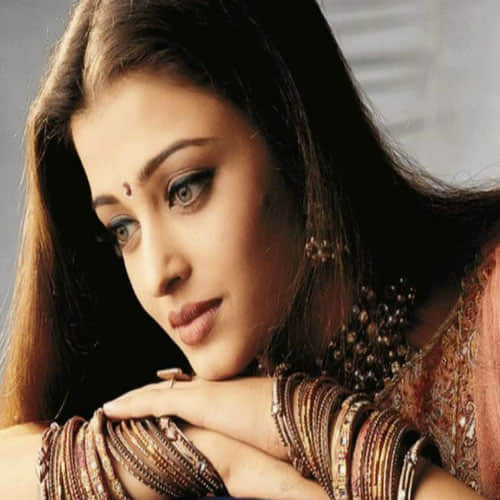 Aishwarya Rai Bachchan looks breathtaking in Prasad Naik's photoshoot