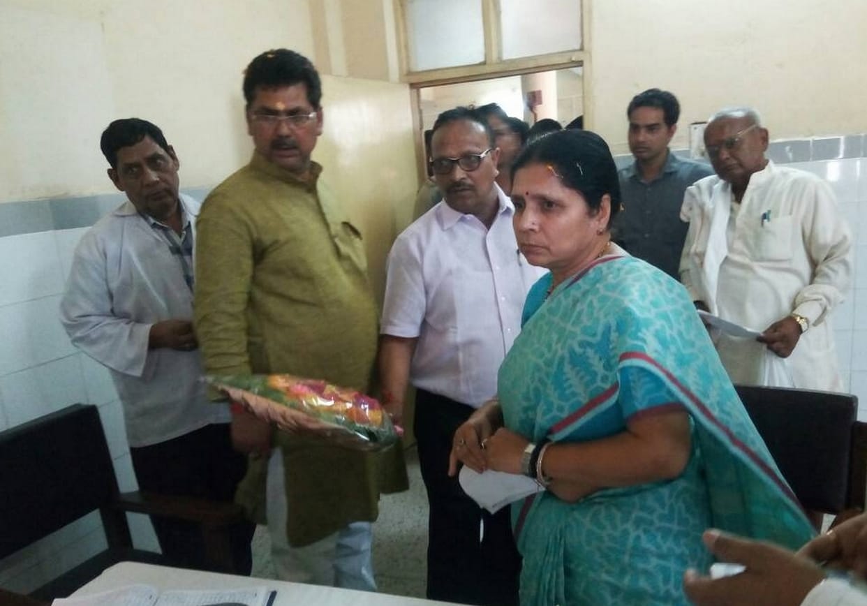 sonebhdra cms reach hospital after wine drink, minister removed him from post