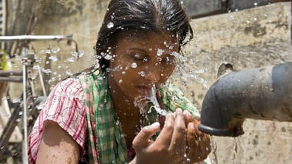 two death in heat stroke