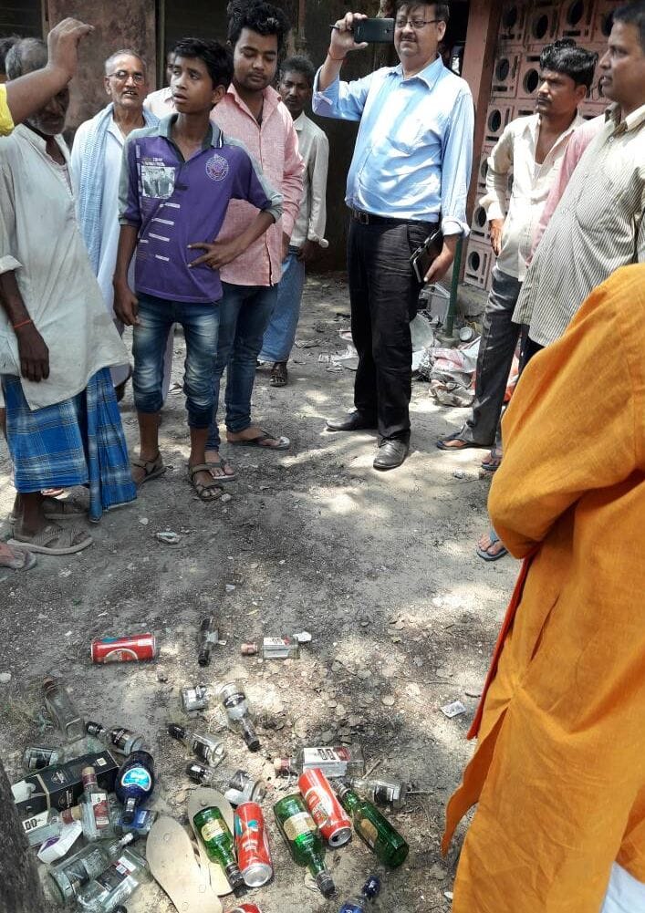 Empty bottles of wine found in the inspection of minister