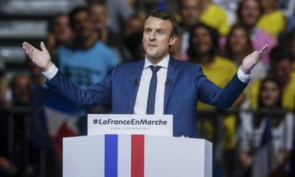 france choose emmanuel macron as a new president