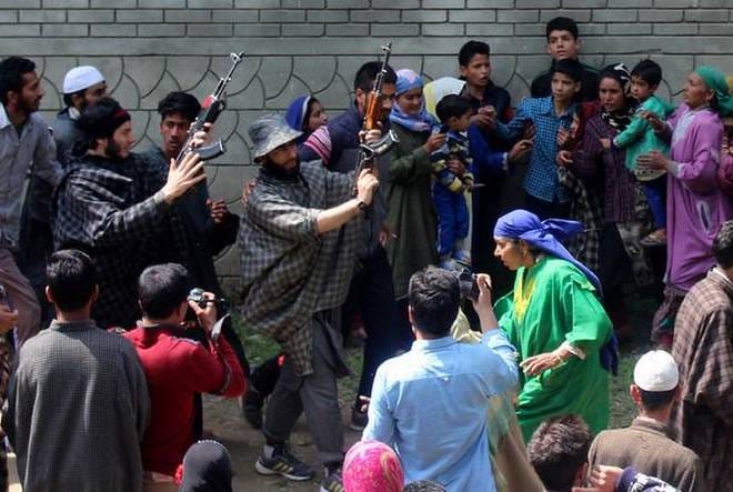 terrorists give gun salute to slain ultra in Jammu and kashmir
