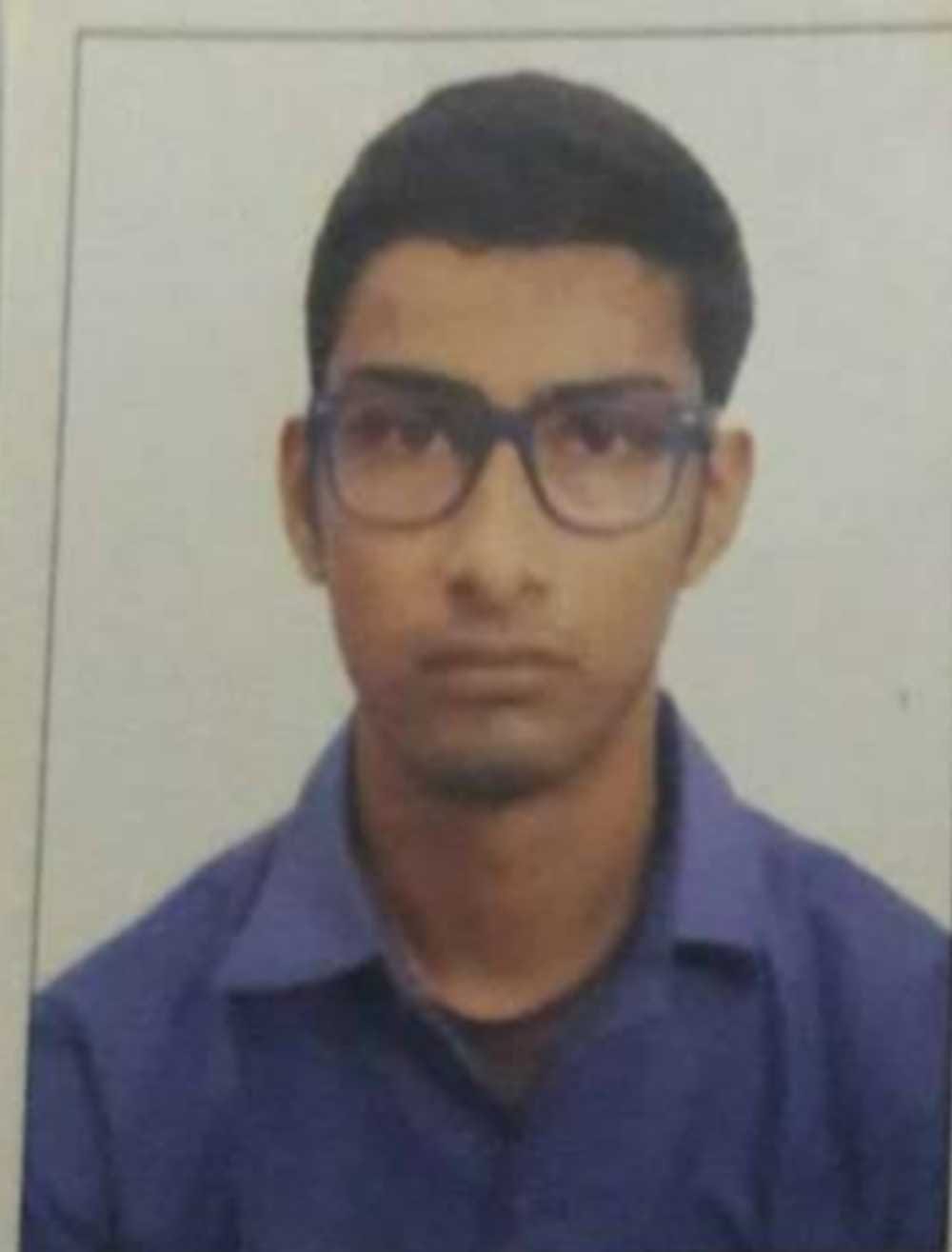 b tech student commit suicide in dehradun