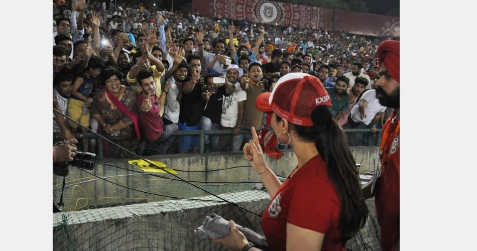 Kings 11 vs Gujrat lions at mohali pca