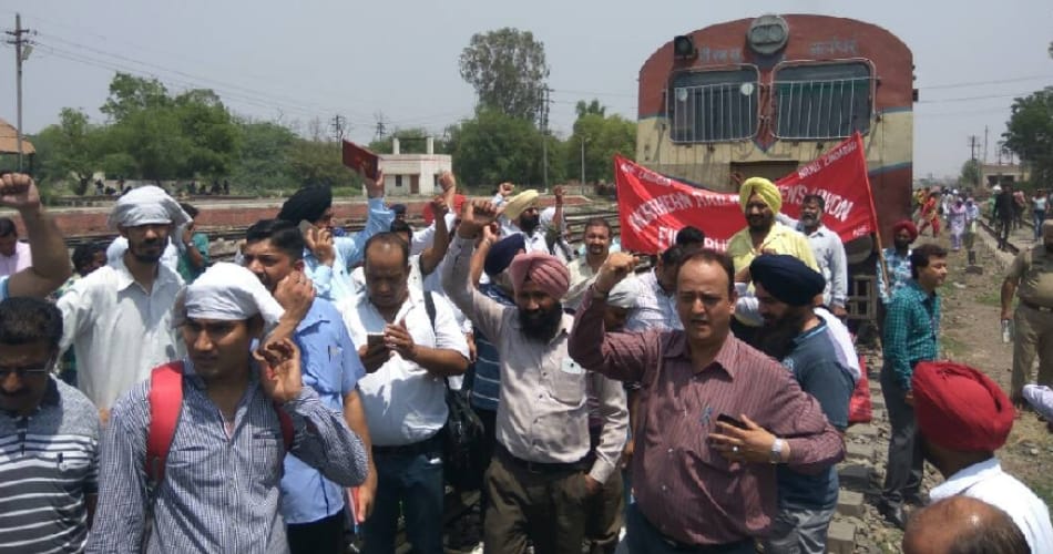 nrmu leaders protest outside railway firozpur office after kashmiri rail employee death
