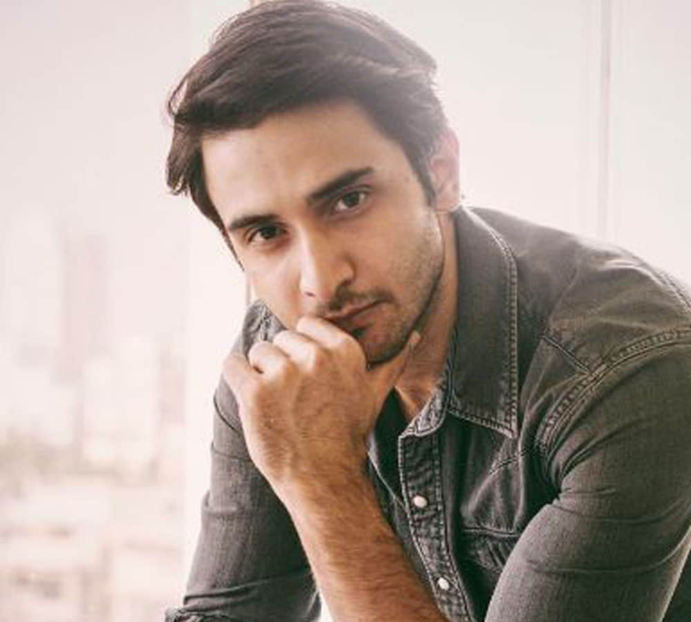 Vinod Mehra's son Rohan Mehra set to debut opposite Saif Ali Khan in 'Bazaar'