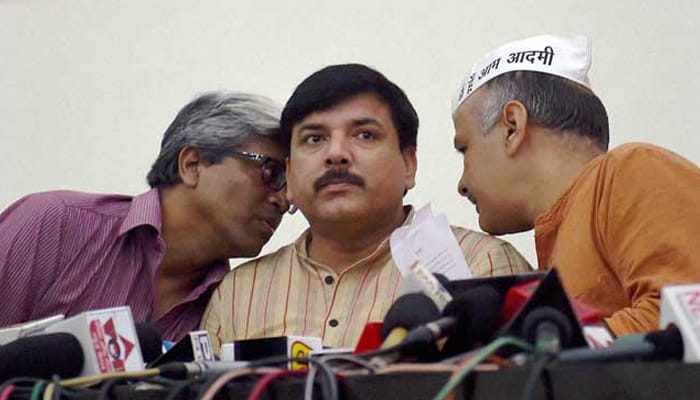  Kapil Mishra accuses Kejriwal of accepting bribe of Rs 2 crore 