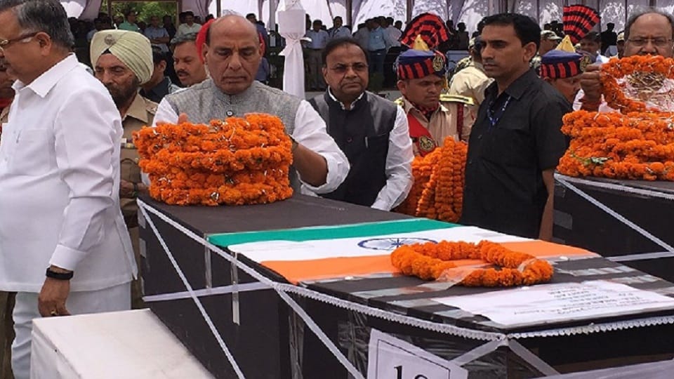cm of naxal affected states will meet today in delhi with rajnath singh