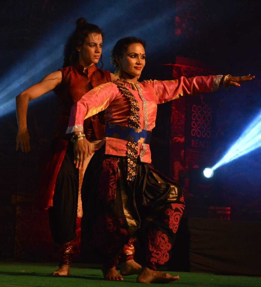 Kaurav pandav dance in virasat