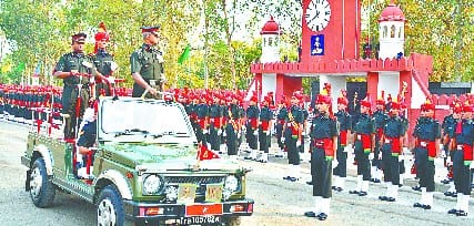 New soldiers swear oath to country in 33 wards at the Sport Center