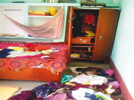 Theft of lakhs of former district panchayat members
