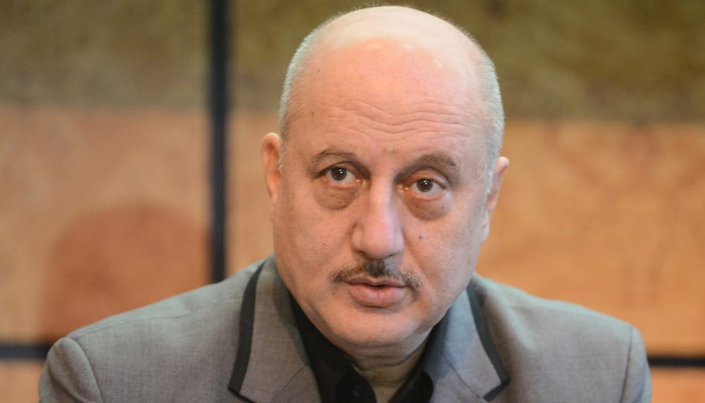 Anupam Kher Latest Tweet Defending Modi Govt after saying  'Saving Lives is More Important Now'