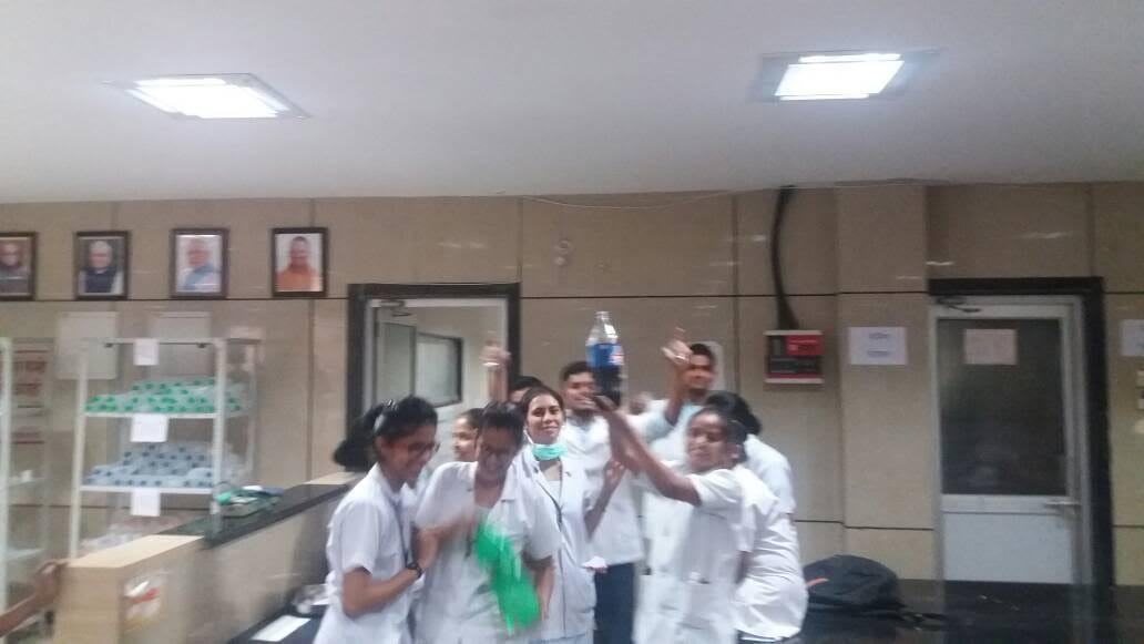 CM Yogi reached the hospital wearing a mask, meet the Patient and Get A System