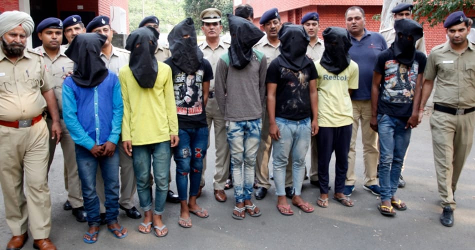 Vehicle thief gang exposed, seven arrested
