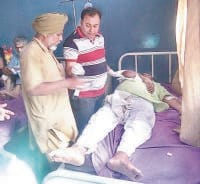 Traley, collides, Bike, woman's death, husband serious, fatehabad
