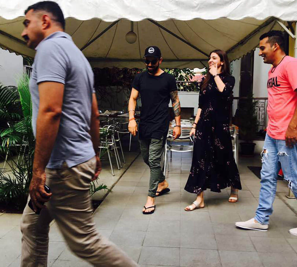 Anushka Sharma Spotted Enjoying Lunch With Cricketer Boyfriend Virat Kohli
