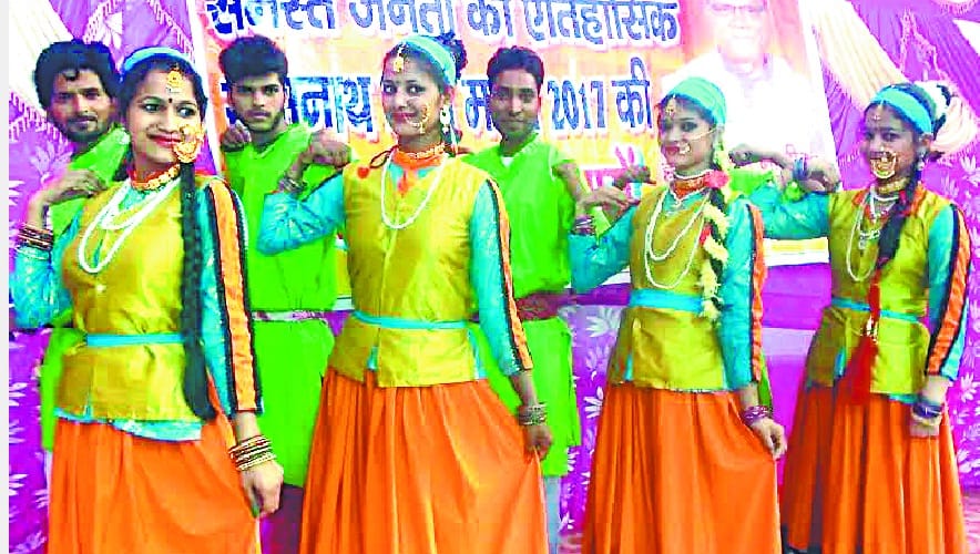  Artists of Almora made color