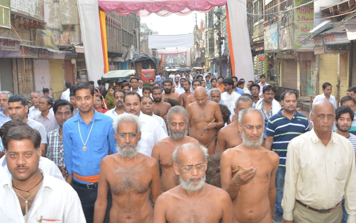 Jnanacharya enters Mars with the annihilation of non-violence