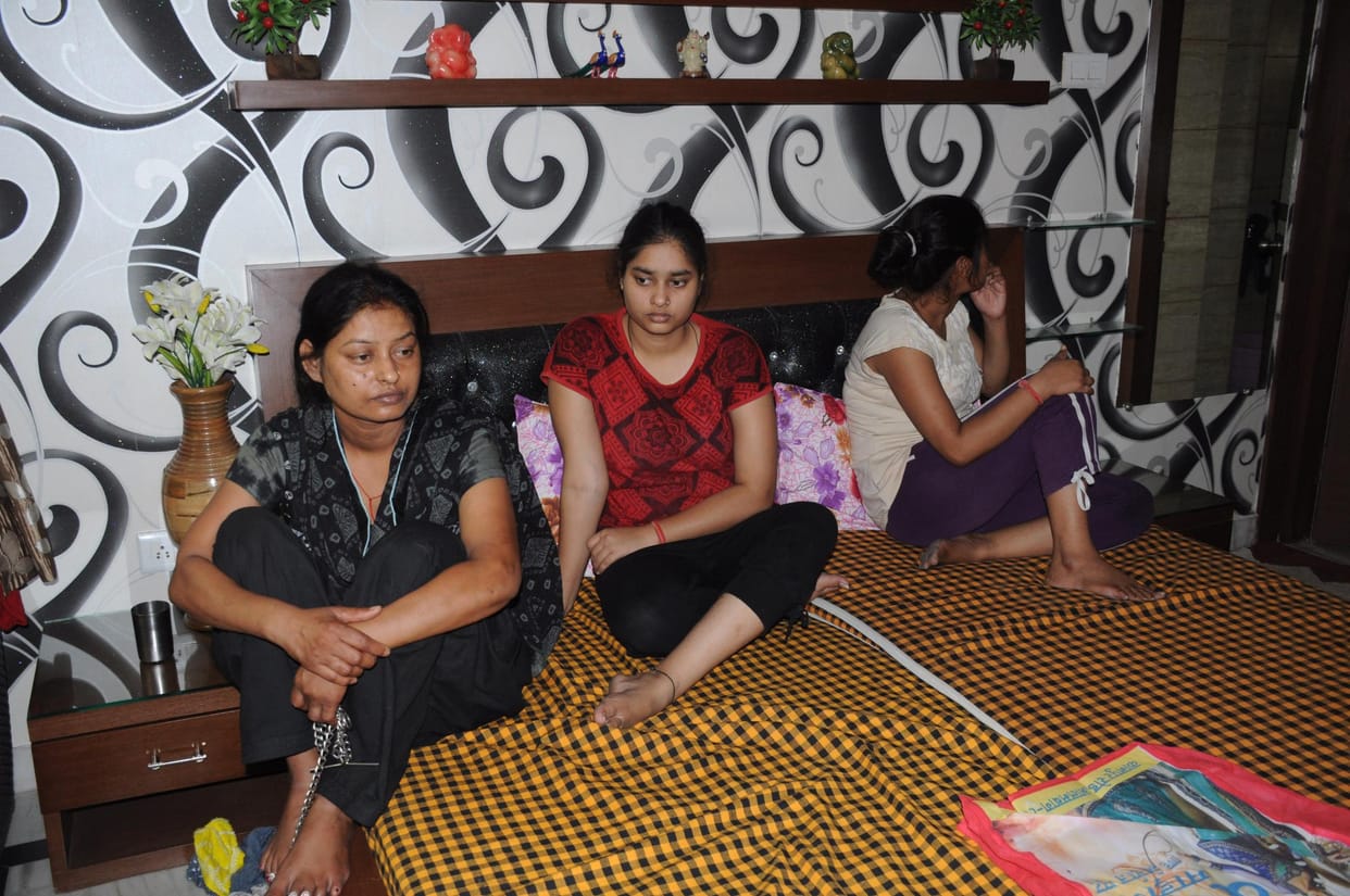 dacoity in real estate business man house in lucknow