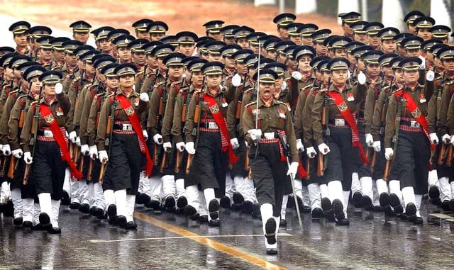 central govt decided to keep out three cadar officer from 7th pay commission for defence