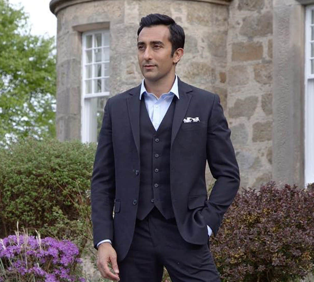 Happy Birthday Rahul Khanna: after raqeeb movie rahul khanna photos Son Of Vinod Khanna