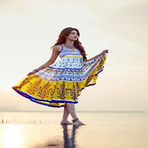 May be its Tollywood or Bollywood, Shruti Hassan has lots of crazy fans
