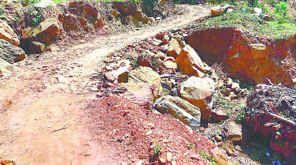 Damping has not been created till the road drains