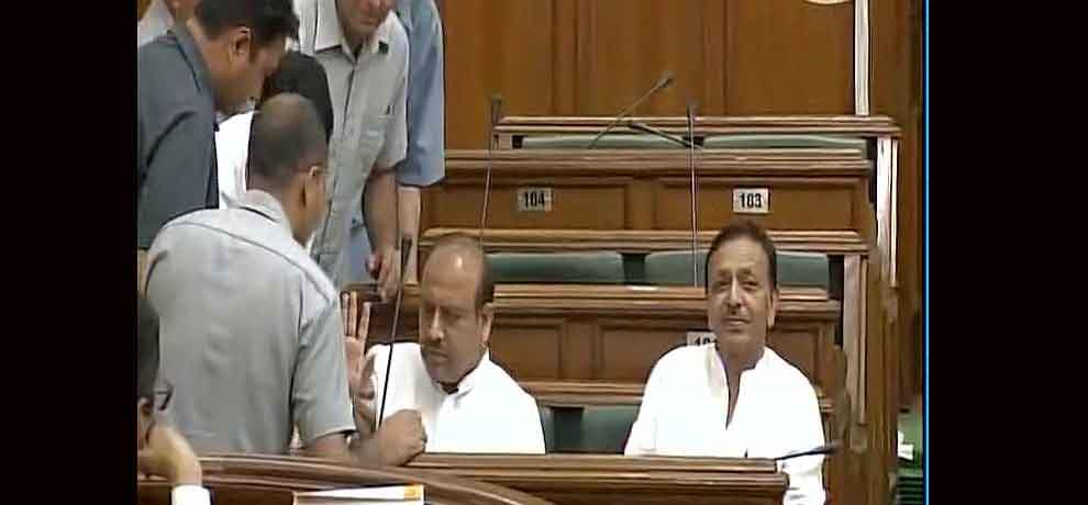 bjp leader Vijender Gupta send out of delhi assembly