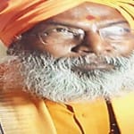  पत्रकारों से बातचीत करते हुए उन्नाव के सांसद सच्चिदानंद हरि साक्षी।